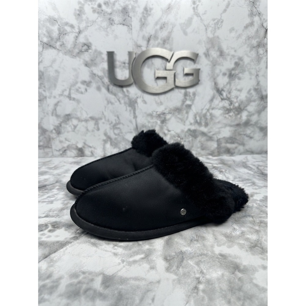 UGG Scuffette II Black Satin Sheepskin Fur Lined Slippers 1105317 Womens 8